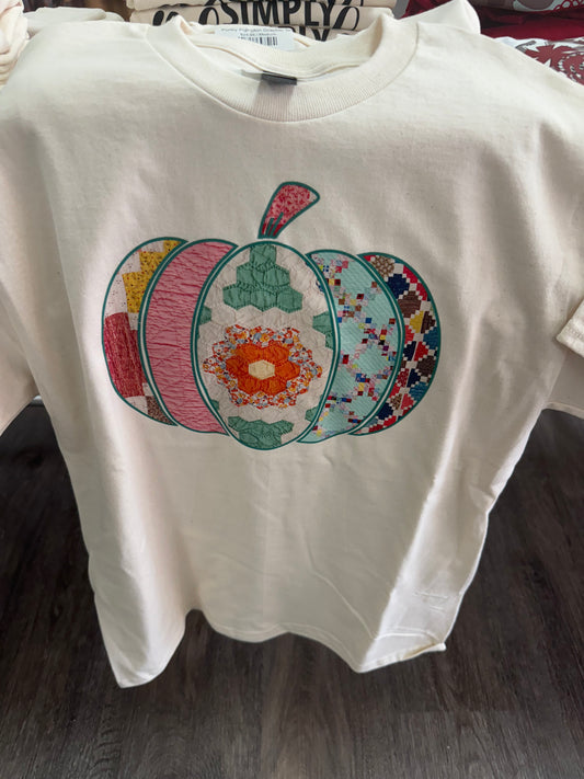 Quilted Pumpkin Graphic Tee